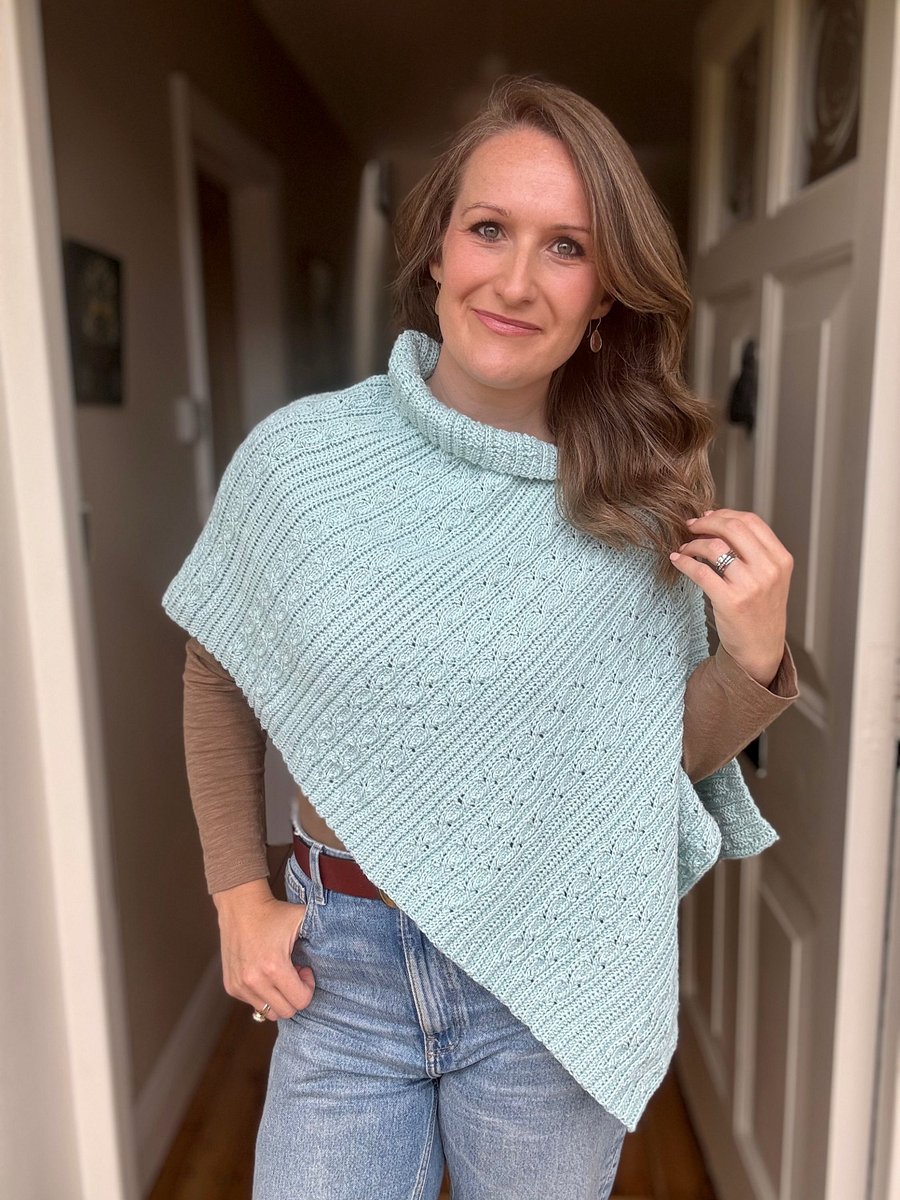 Lightweight Poncho Crochet Pattern PDF - Deidra Poncho product image (1)