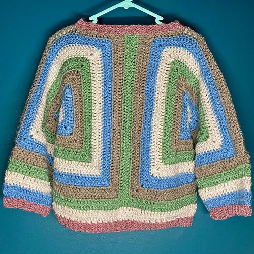 Just a simple jumper for the cutest little lady in my life! ❤️ 

#crochet #jumper #sweater #blue #green #grey #purple #cute #...