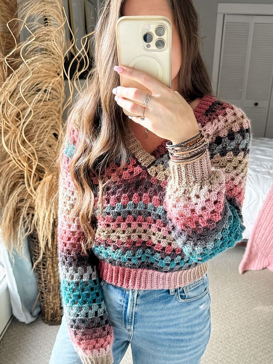 Granny Pop V-Neck Sweater Crochet Pattern product image (8)