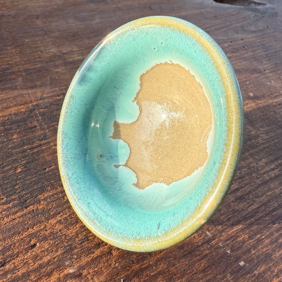🎎 Modern Japanese Sake Cup with Layered Ash & Iron Glaze – Japan Antique Roadshow product image (7)