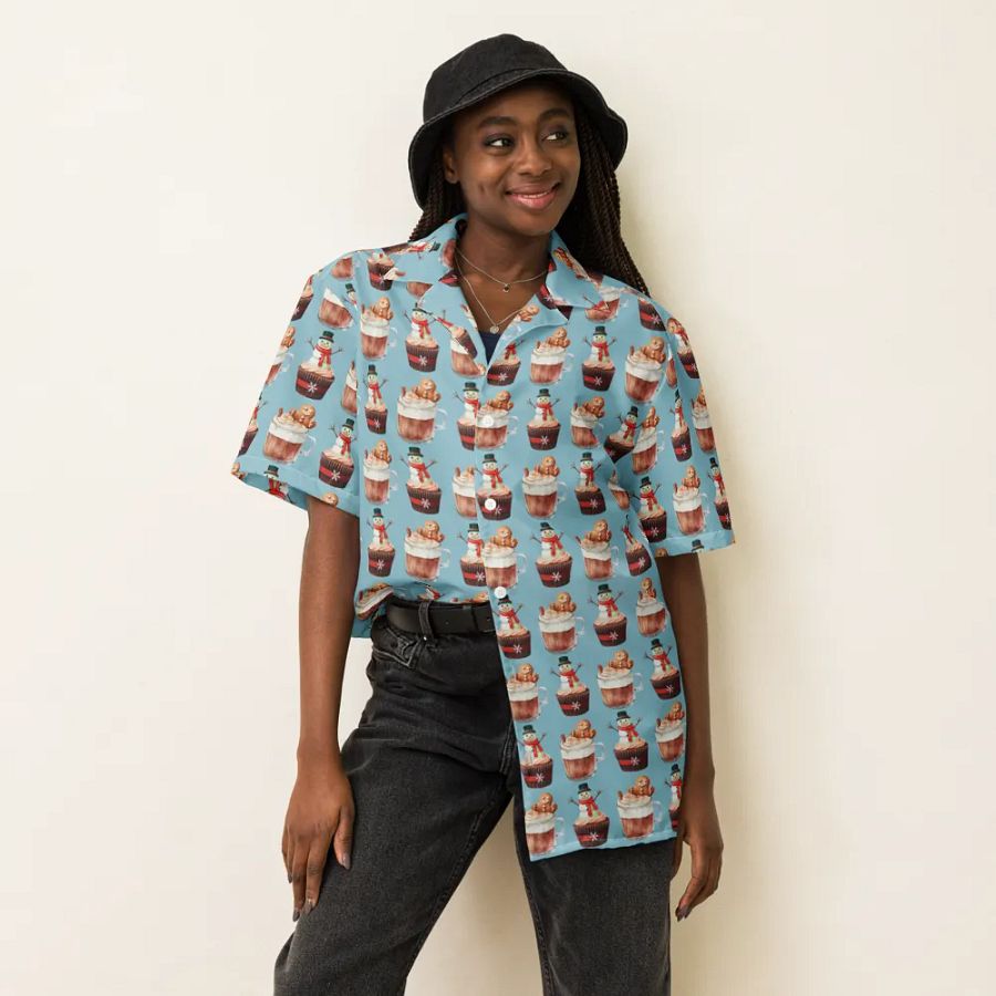 Xmas tea time gingerbread man latte cupcake Unisex Hawaiian Shirt product image (6)