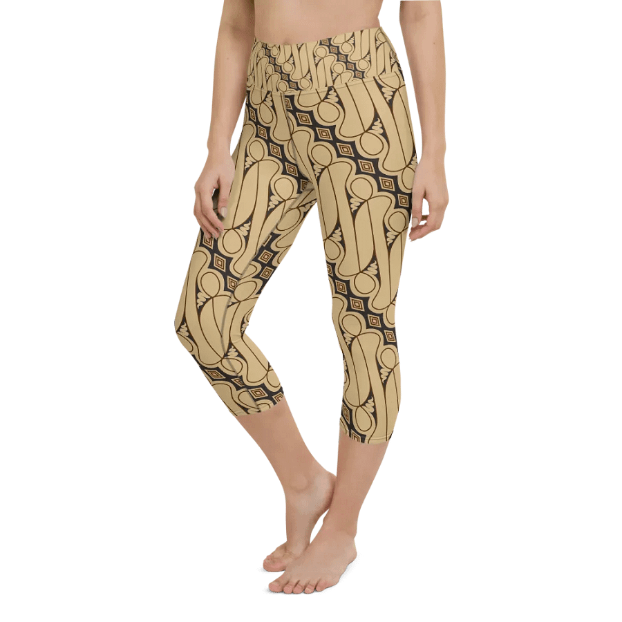 Batik Parang Rusak Capri Yoga Leggings product image (7)