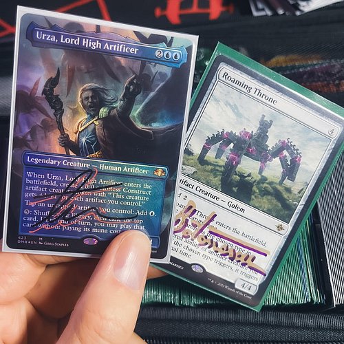 It was so hard deciding on what to get signed this weekend.
Urza is in my Leo deck, and Throne from Thelon 👏