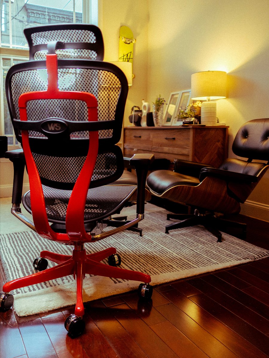 Ferrari Scuderia Red product image (2)