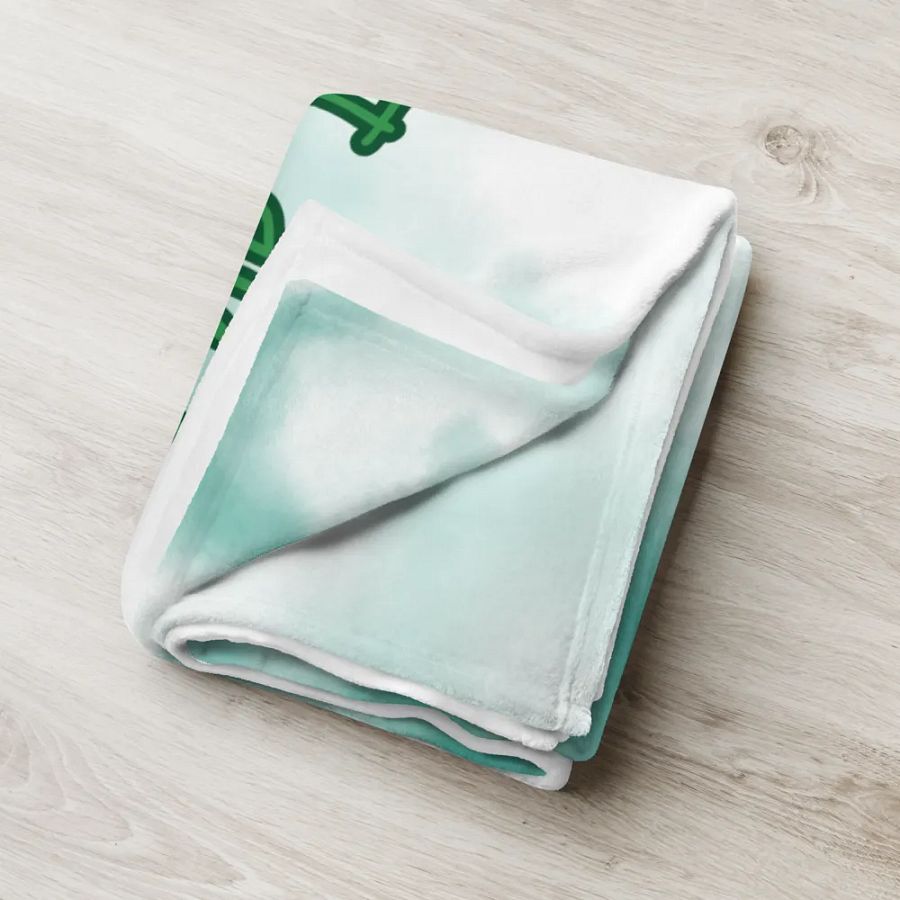 Priestess Waifu Blankey product image (18)