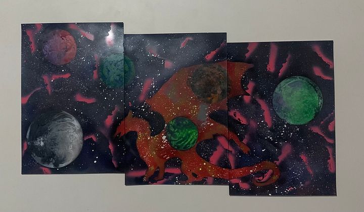 Dragon planet Spray paint art product image (1)