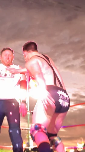 I finally got to return to the ring this week! It's been a long break but Im ready to start the grind again. 

Chop, Chop

🎡 ...