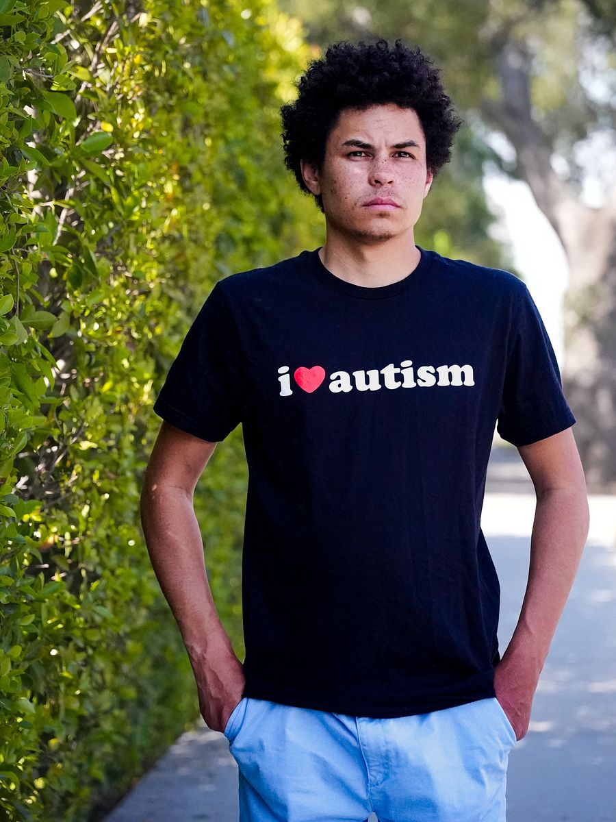I Heart Autism Black Tee product image (2)