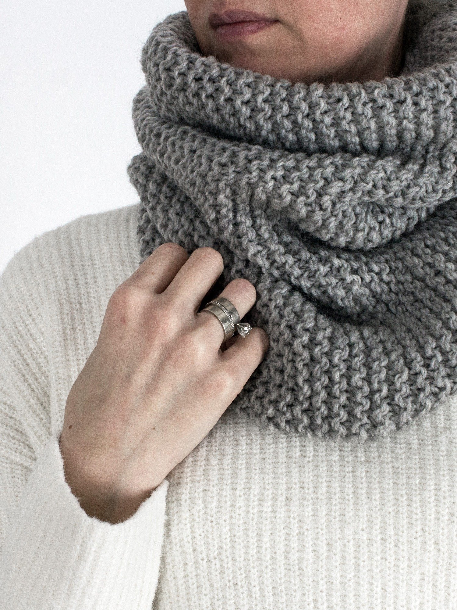 Cowl Knitting Pattern with Straight Needles - Benevolence product image (2)