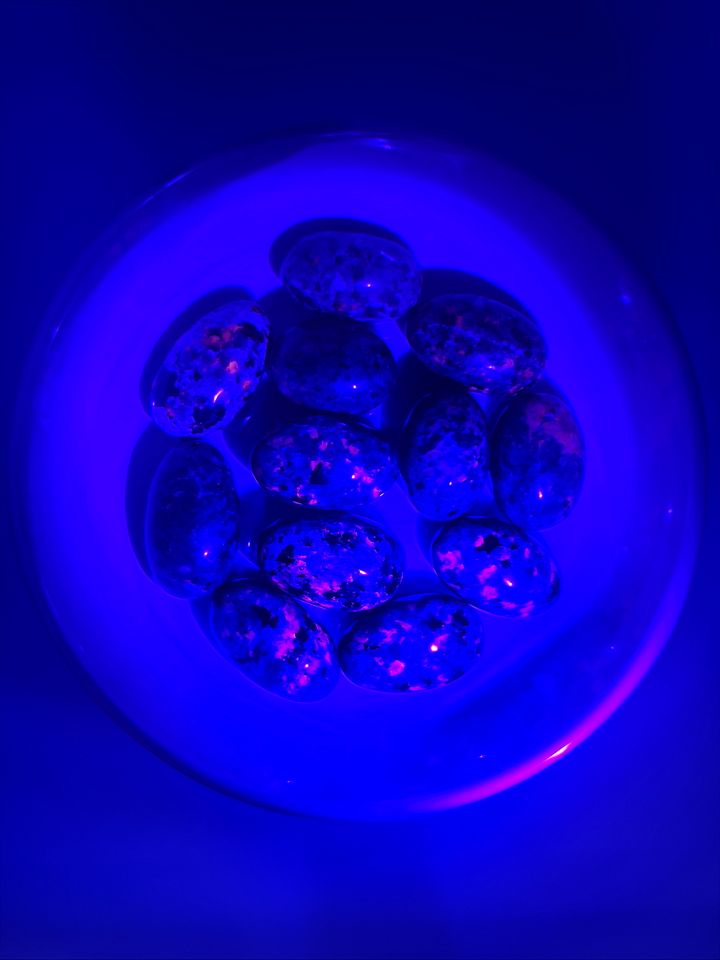 Tumbled Flame Stone (UV Reactive!) product image (2)