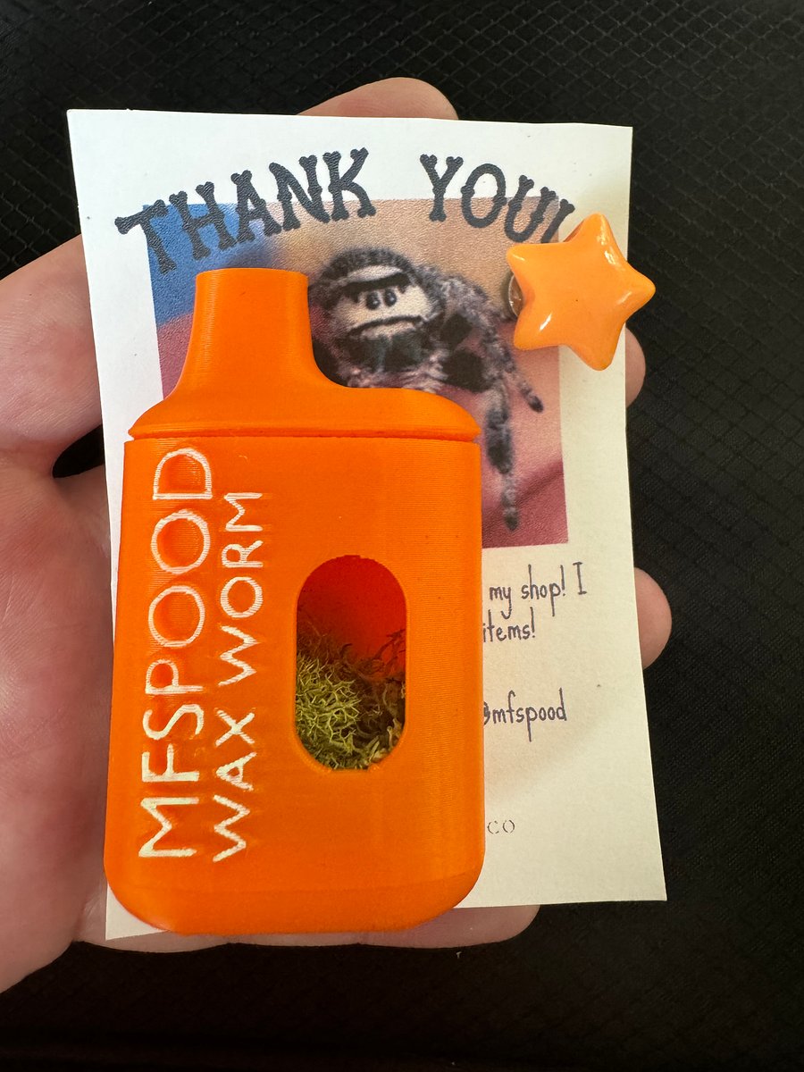MF SPOOD fake vape bar jumping spider joke hide product image (1)