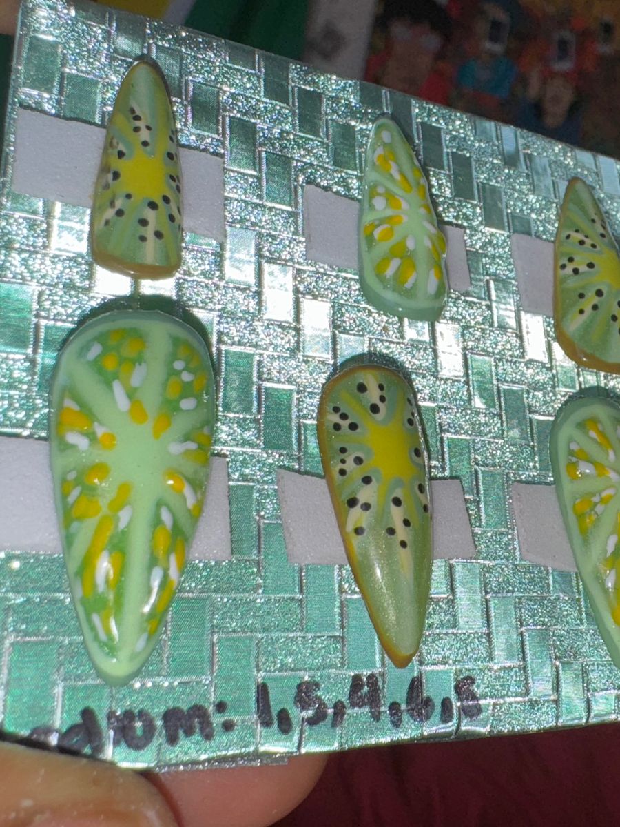 Kiwi Lime Press Ons product image (3)