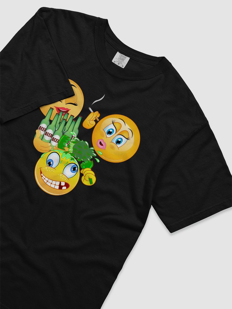 Expressive Cartoon Faces Graphic Tee product image (3)