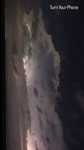 One of the clips from June 6 in the Texas Panhandle.  #supercell #txwx #stormchaset #timelapse #lightning