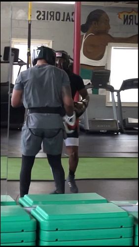 This ain't cardio. This is War. 🥊😤🥊 | Training w/ @iamcoreytaylor