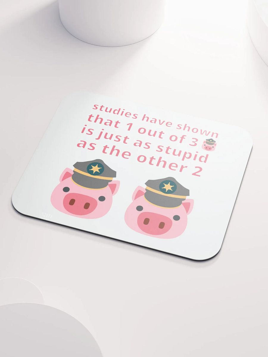 1 OUT OF 3 PIGS product image (3)