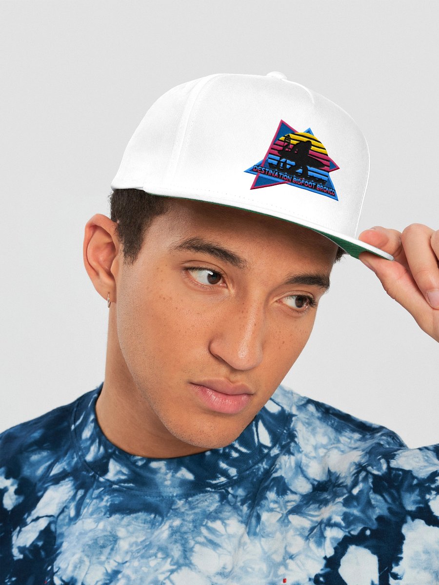 Retro-Inspired White Snapback 100% Cotton Twill – Retro-Inspired Logo Edition product image (5)