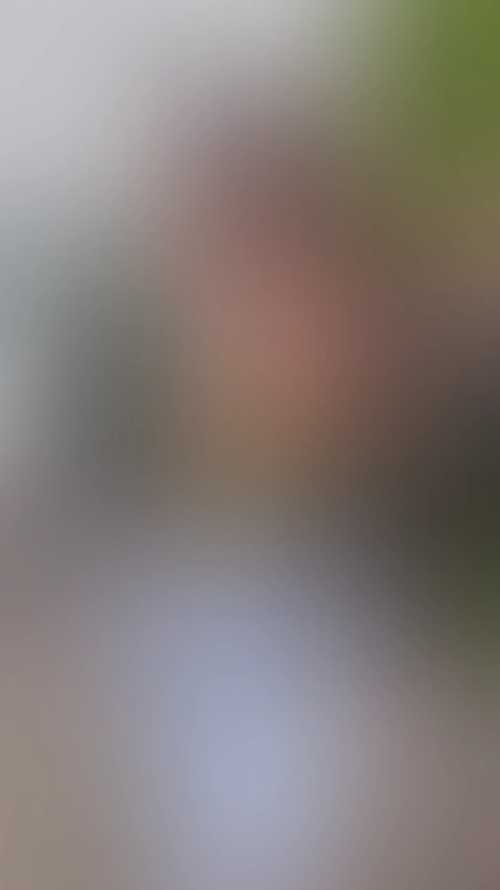 Video thumbnail background