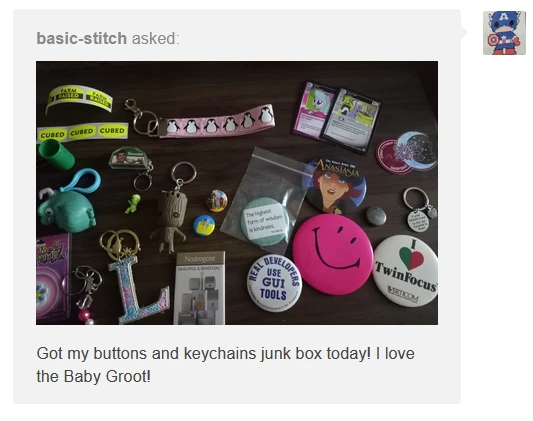 Keychains and Buttons Junk Box product image (3)