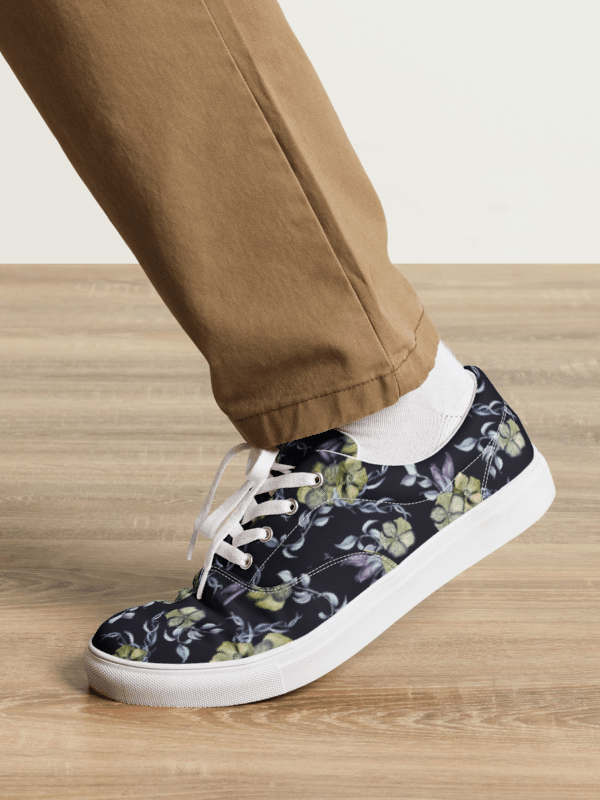Gothic Flower | Men's Lace-Up Canvas Shoes product image (5)