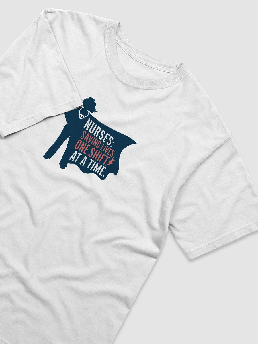 Heart of Gold: Proud Nurse T-Shirt product image (31)