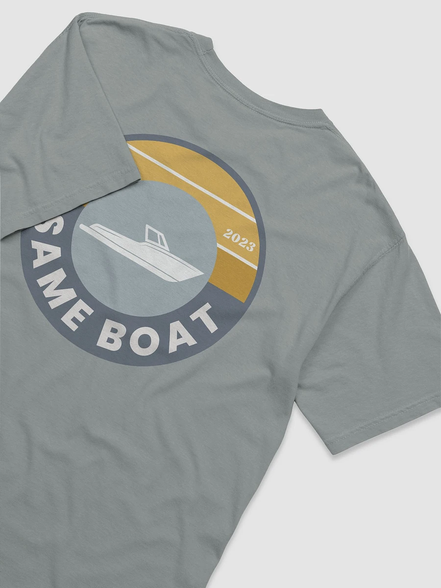 Same Boat™ Waves Tee product image (7)