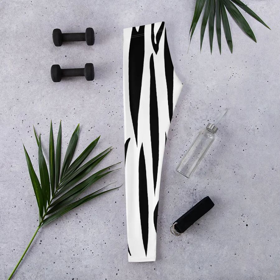 Tiger Print Leggings – Bold, Stylish & Comfortably Versatile product image (2)