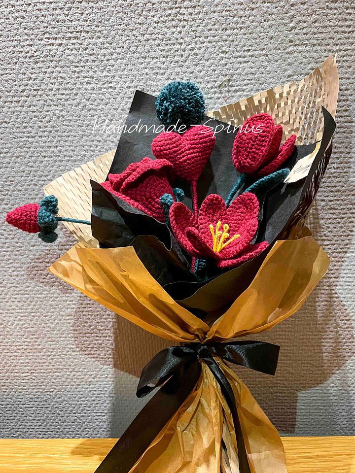 Love Red Rose Crochet Knit Bouquet product image (2)