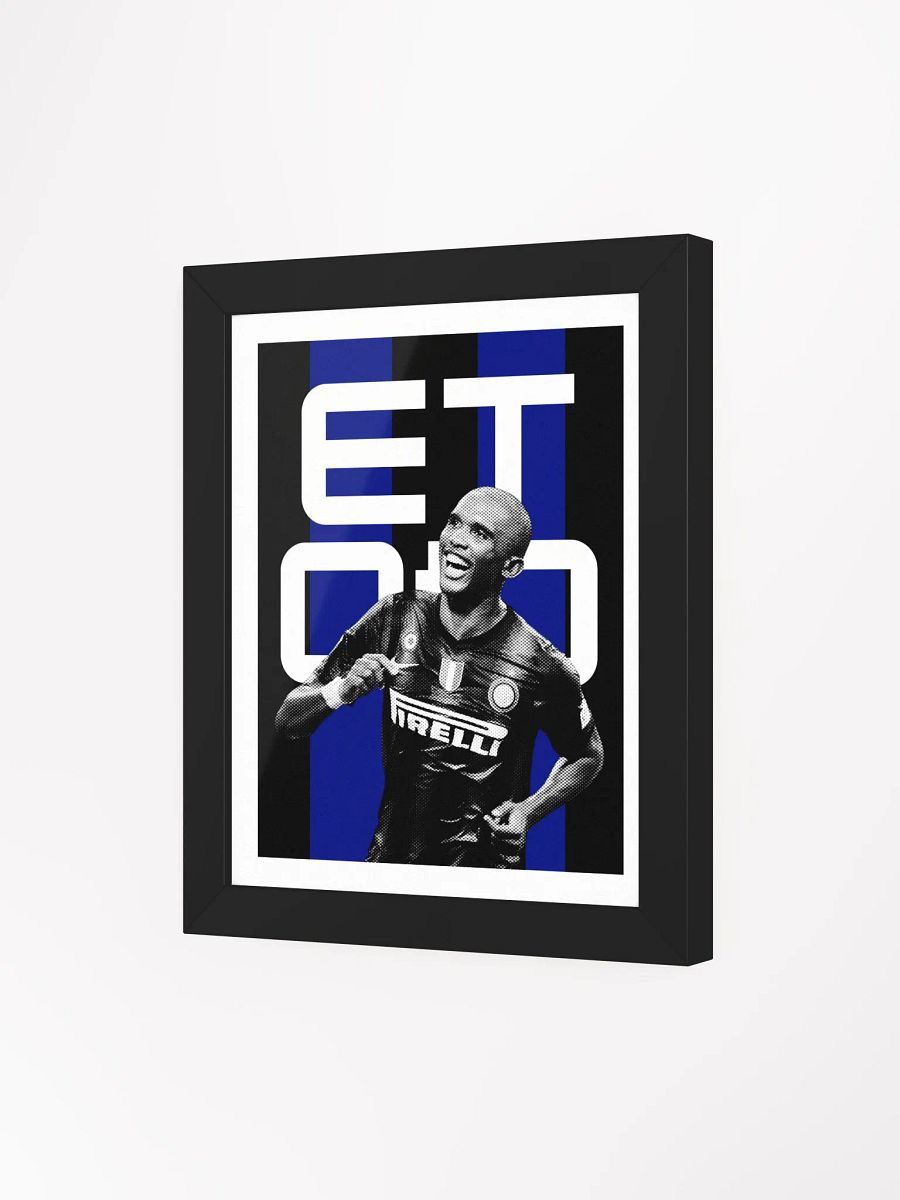 Samuel Eto'o BW Inter Milan Name Art Framed Print product image (1)