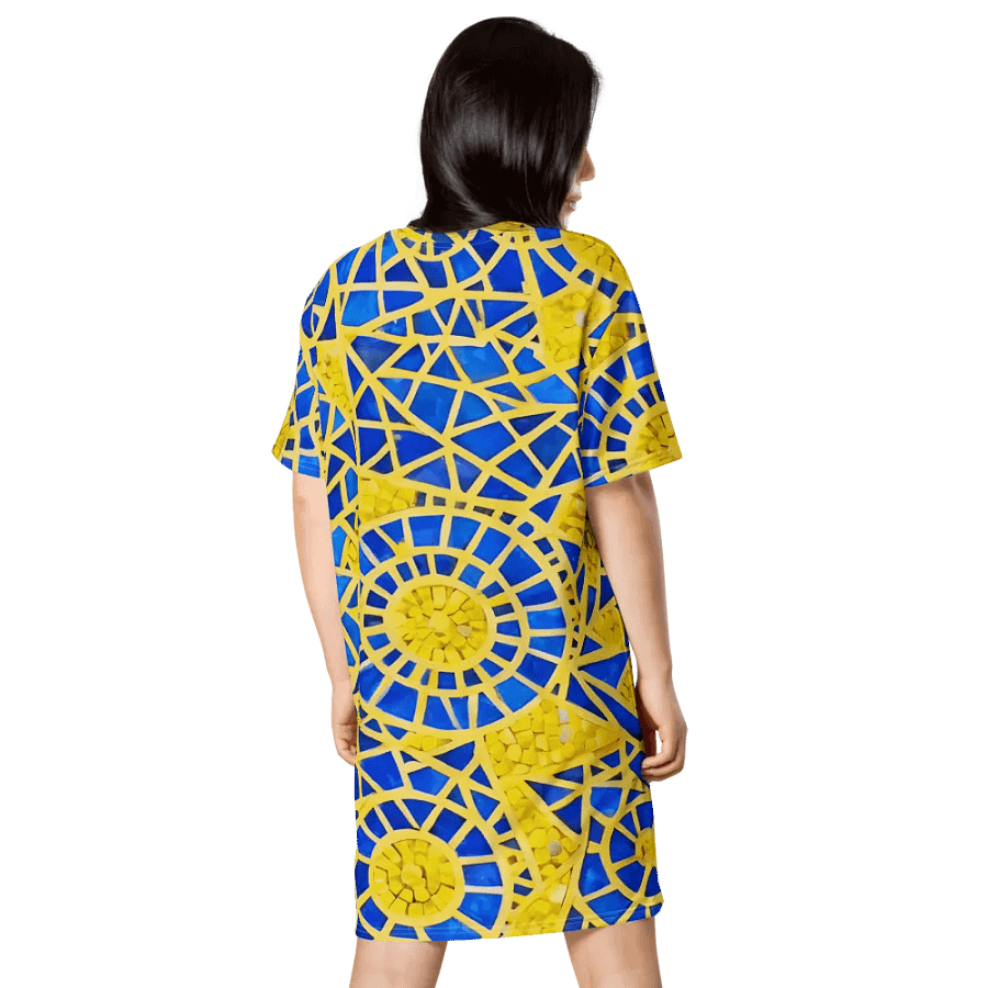 Spiral Spectacle T Shirt Dress product image (8)