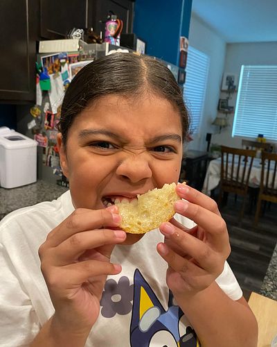 Just picked up some 🍞sourdough 🥖 from the @sourdoughshack on Pennsylvania ave and it is dang DELICIOUS! Even the grandkids su...