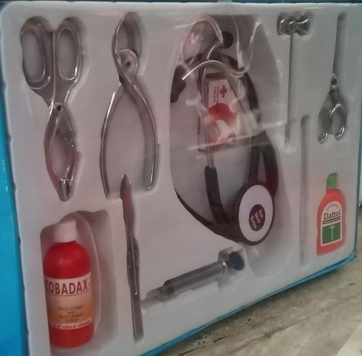 JUNIOR DOCTOR TOY product image (2)