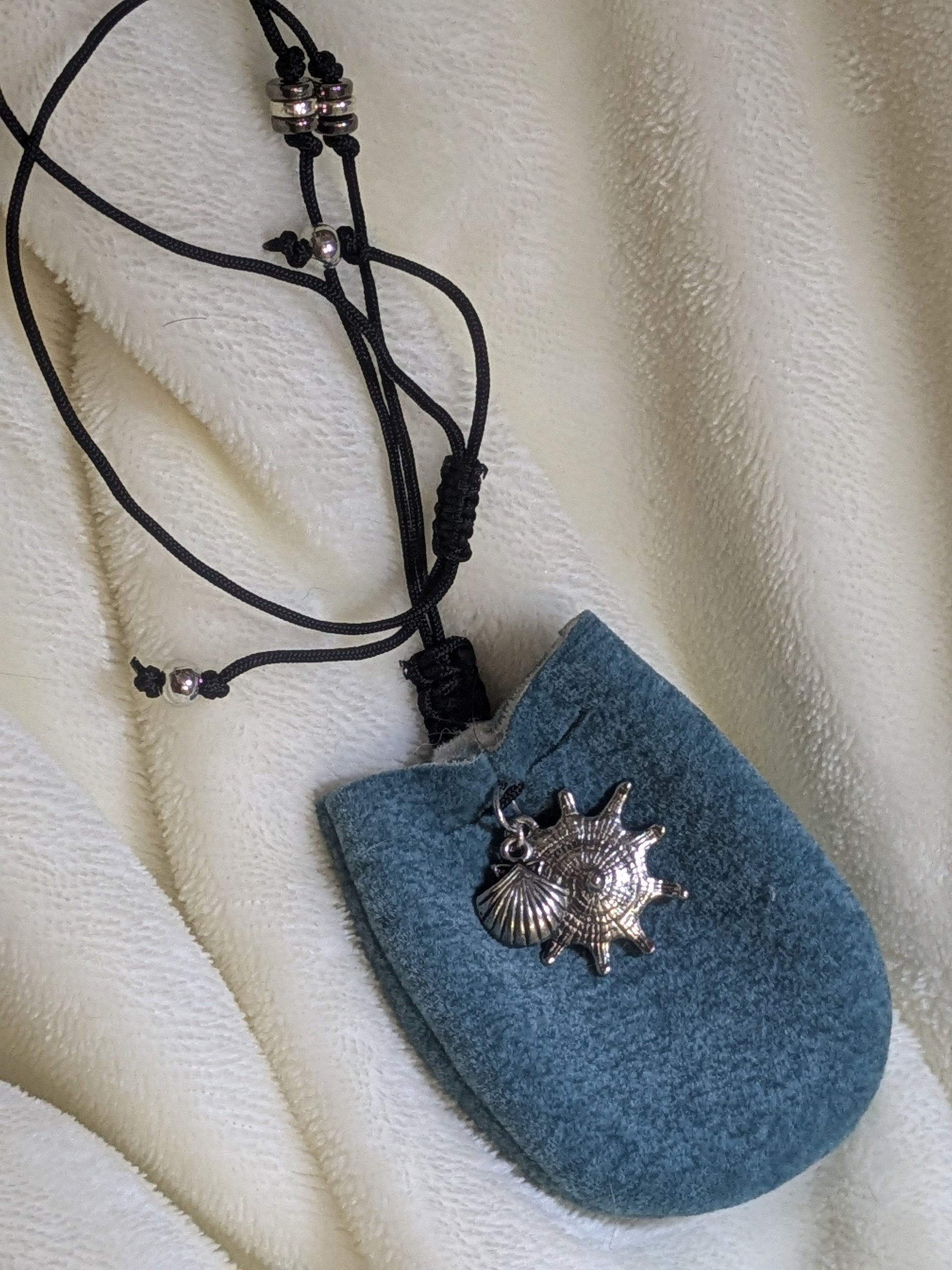 Aphrodite's Clutch Adjustable Pouch Necklace product image (1)