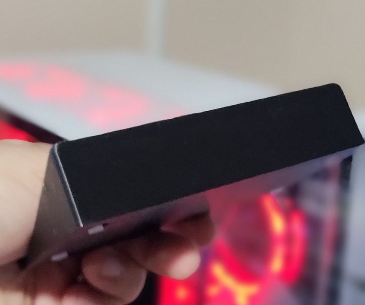 Fifine Ampligame D6 Stream Controller Angled Stand product image (2)
