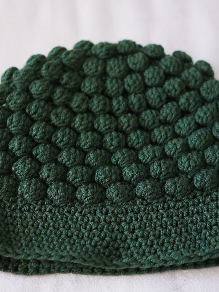 Bobble stitch bucket hat pattern product image (2)