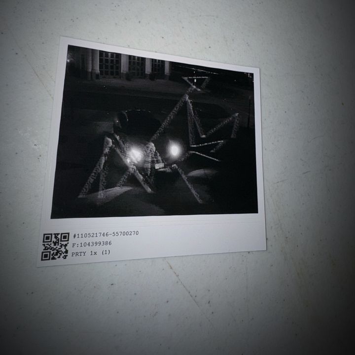 mantivs sighting [sticker] product image (2)