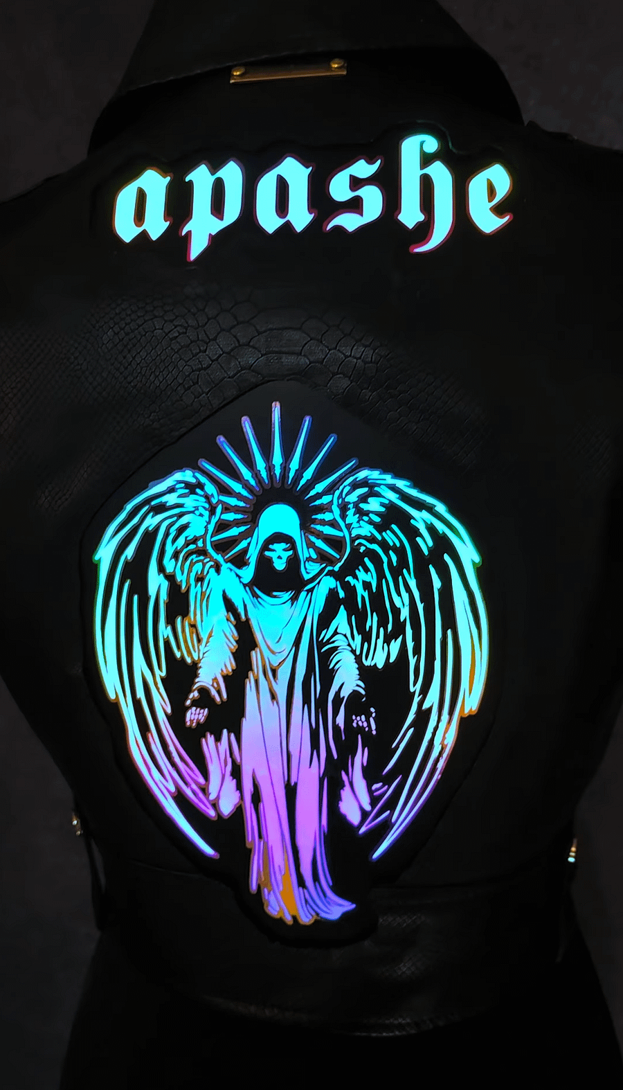 APASHE Luminous Rocker Vest [Prebuilt LED Jacket] product image (4)