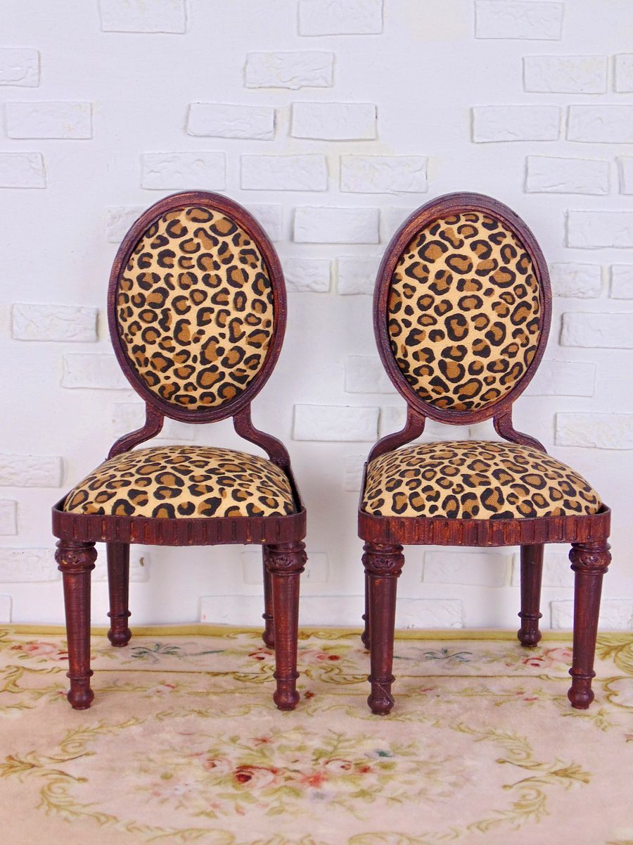 1:6 scale chair for 12” fashion dolls leopard product image (3)