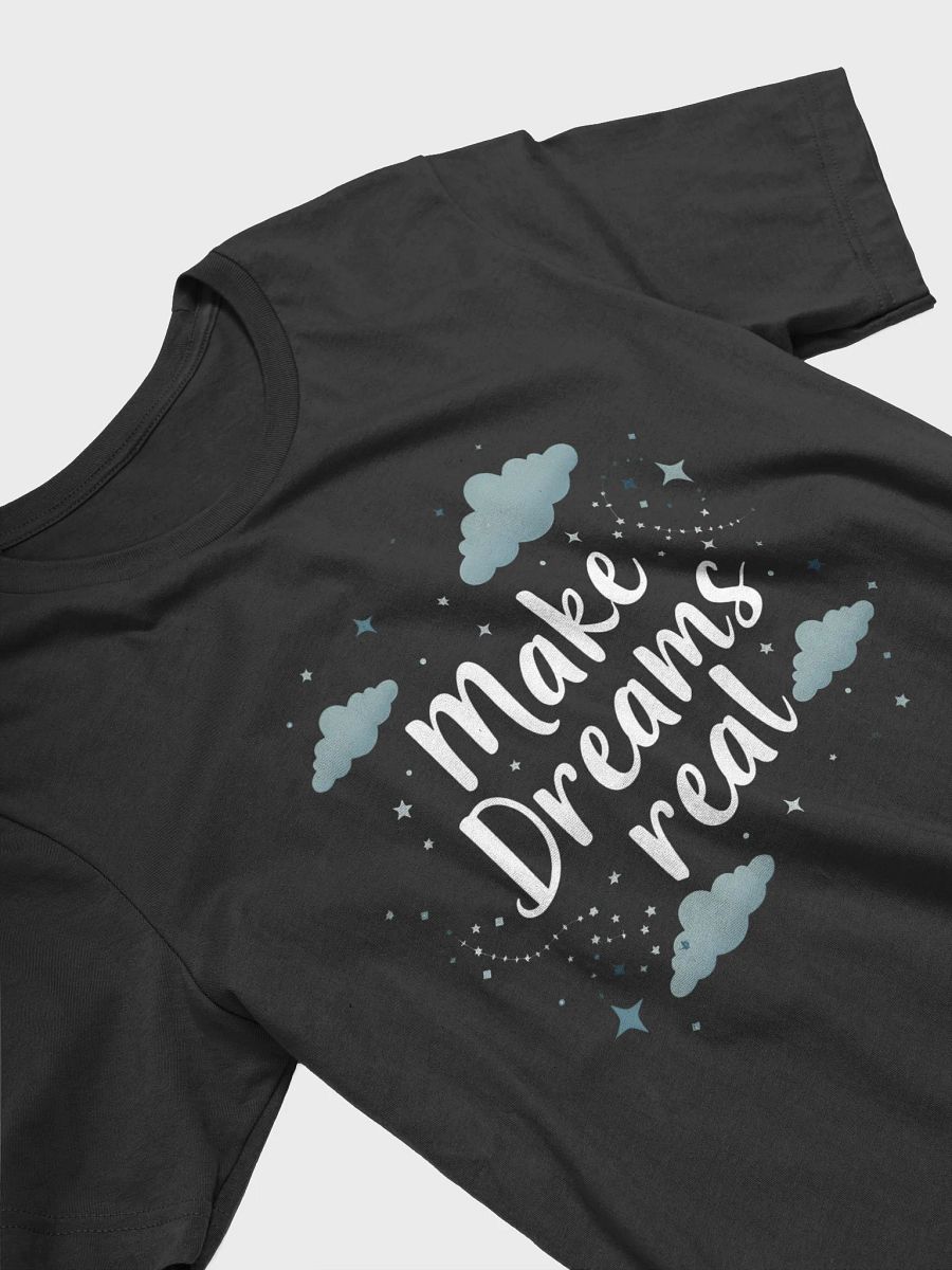 Make Dreams Real – The Ultimate Harry Styles Inspired T-Shirt to Empower Your Journey and Celebrate Your Passion product image (3)