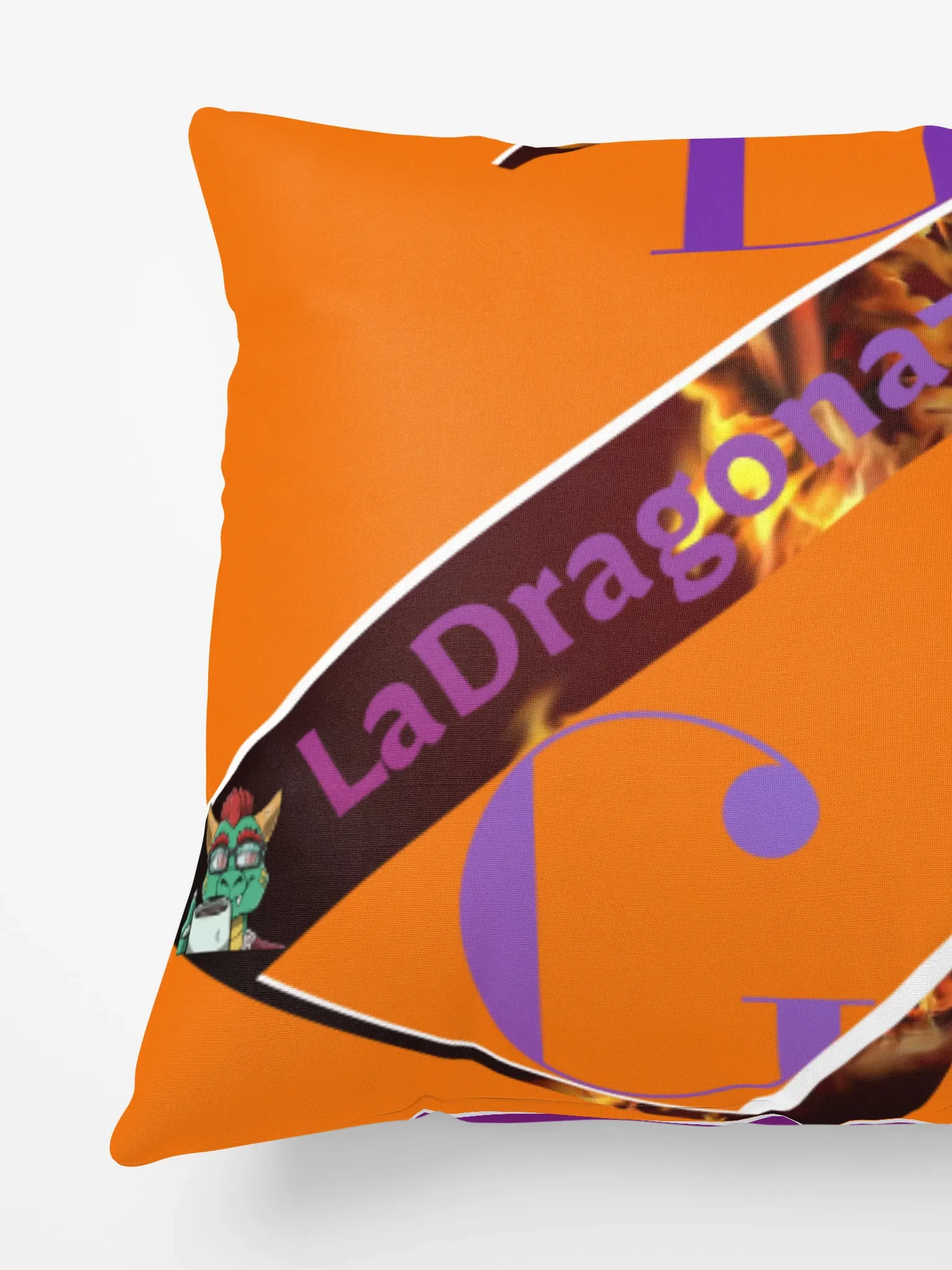 Coussin LaDragonazTv/ LaDragonazTv cushion product image (3)