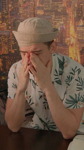 Me trying to follow Severance 🤣😭 

#severance #benstiller #comedy #viral #comedyskit #snl #skit #comedyreel #funny #adamscott
