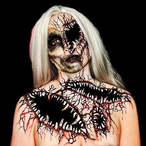 Eaten alive 
Another one that just *emerged* from my noodle bucket 

Entire look using @graftobianmakeup special fx trauma pr...
