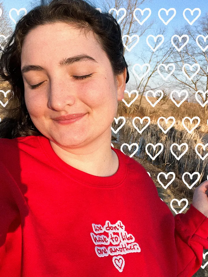 April's crewneck product image (2)