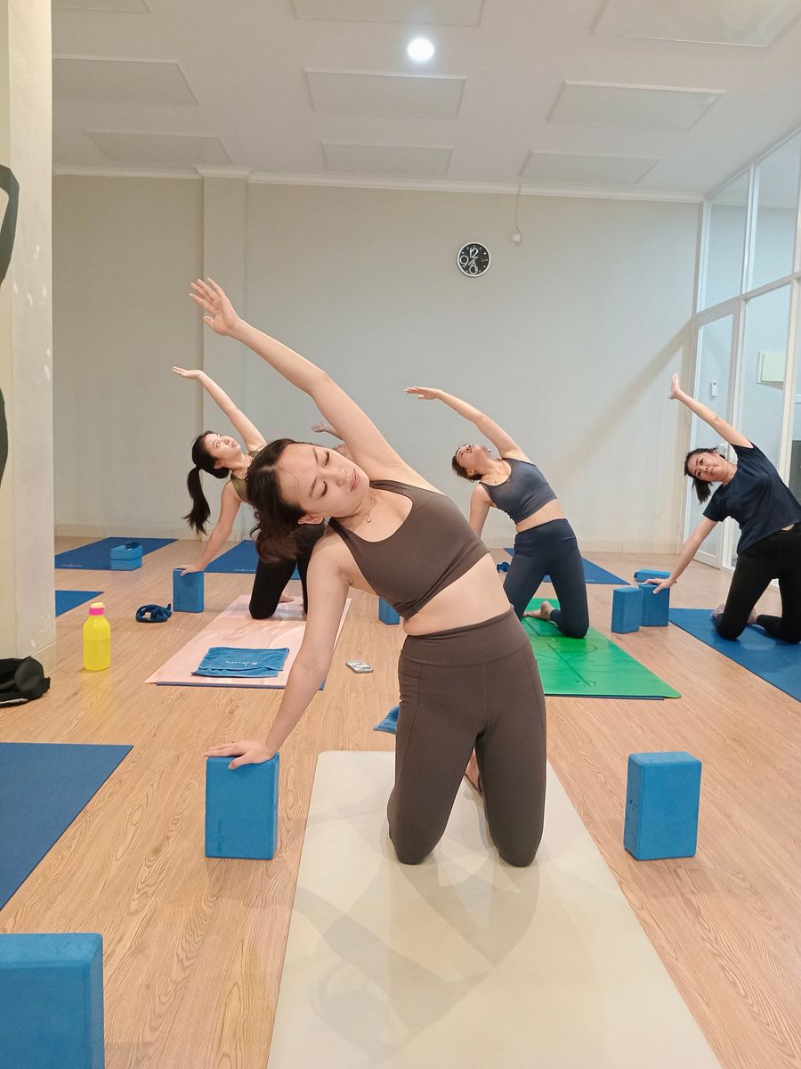 Elevate Your Yoga Practice with Block 50 Min | Part-1 | Unlocking the Power Within: Mastering Yoga Blocks for Strength, Flexibility, and Balance | Level ★ product image (2)