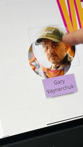 He’s going the distance… 🏆🎂happy birthday @garyvee