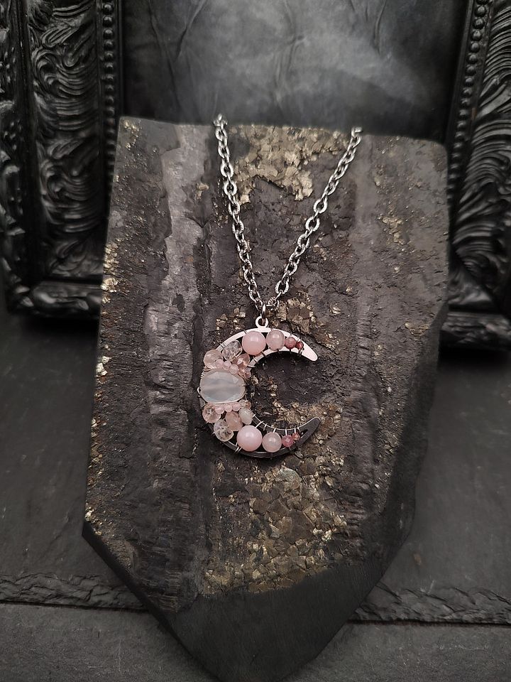 Moon Spirit - Luna Blush Bloom product image (2)
