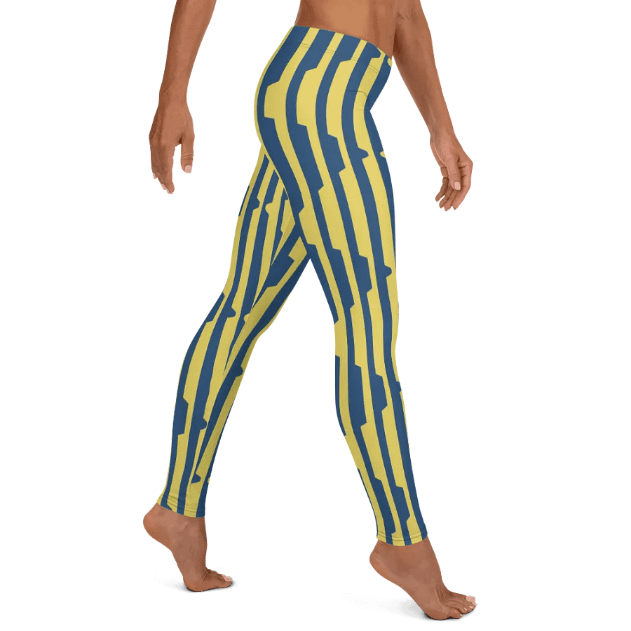Zigzag Bliss All-Over Leggings product image (11)