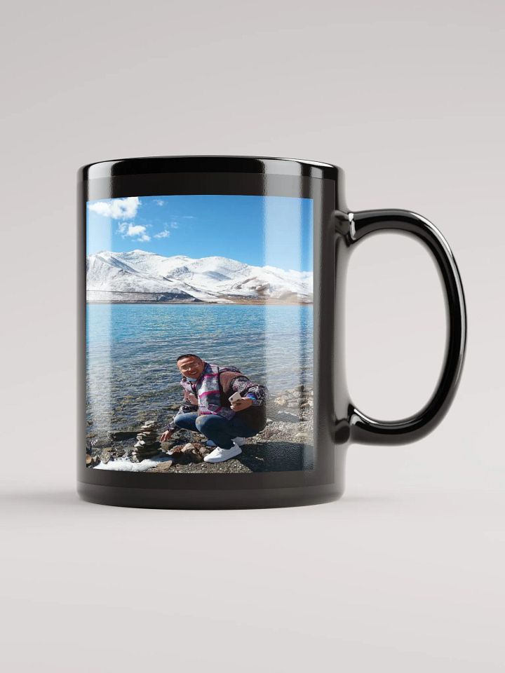 Black Glossy Mug: snow mountain product image (1)