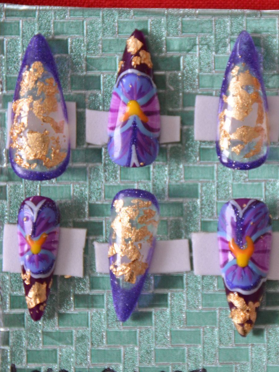 Indigo Gold Orchids Press On Set product image (3)