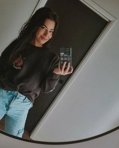 Hello Cuties. 🤍